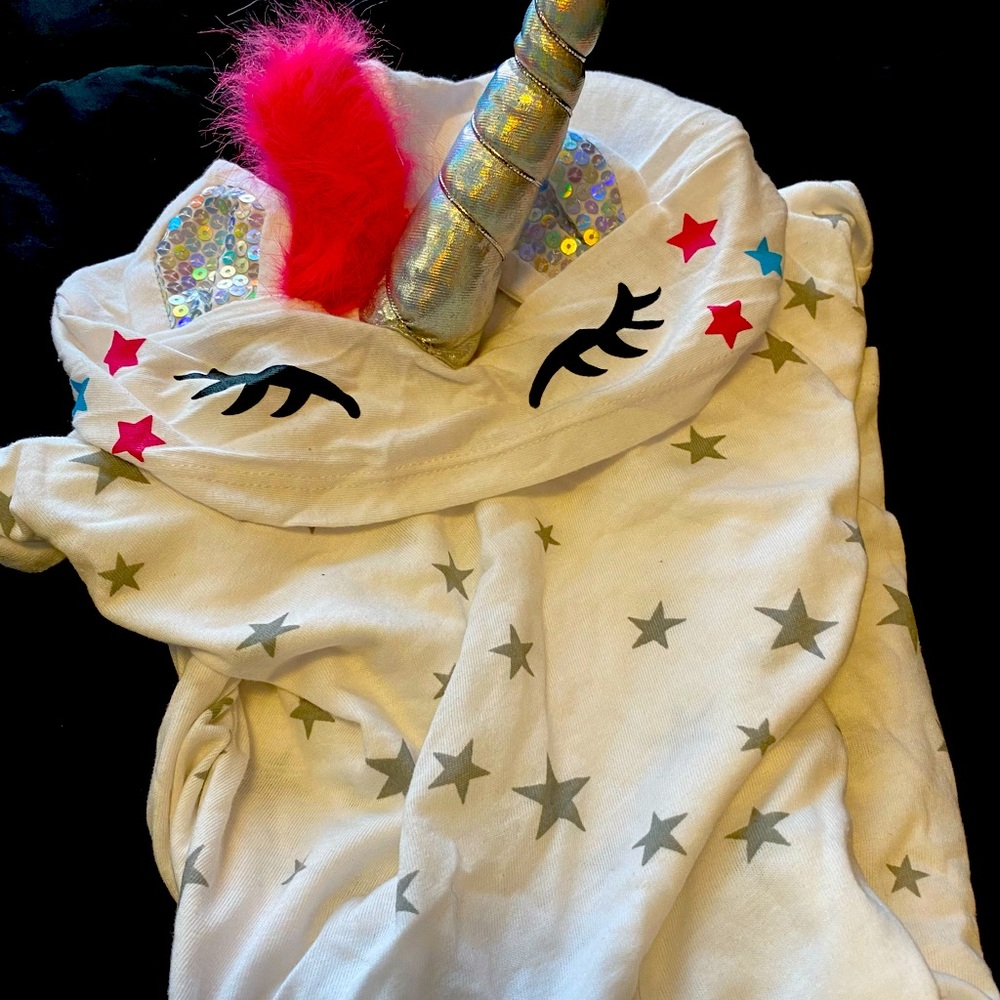 NWT ladies hooded unicorn tee.  Size L (11-13)